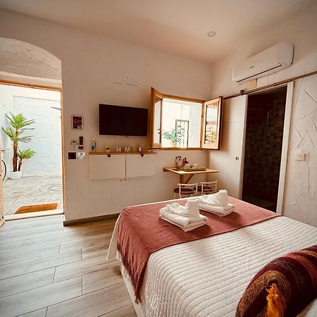 Apartamento La Lola - Patio Privado Jerez de la Frontera Exterior photo