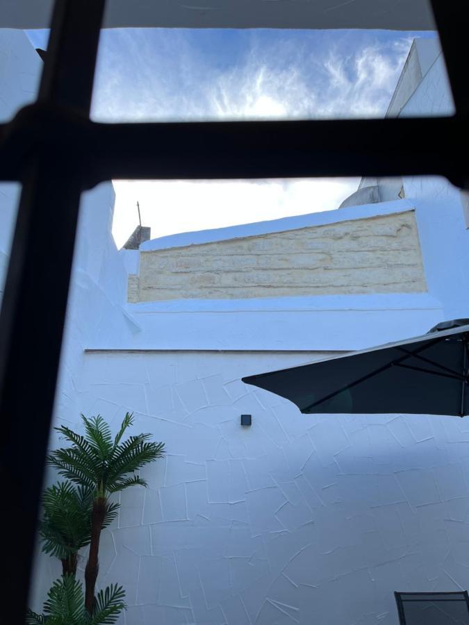 Apartamento La Lola - Patio Privado Jerez de la Frontera Exterior photo